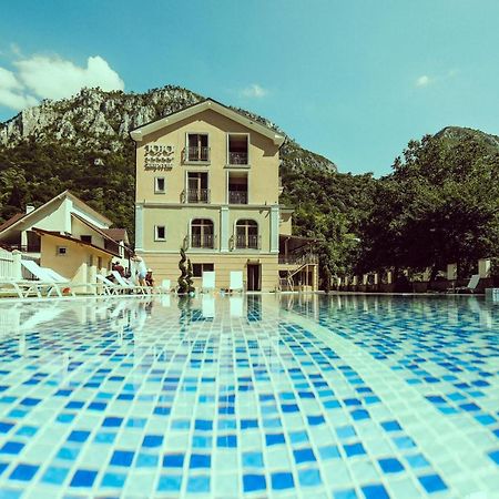 Pensiunea JOJO Imperial Resort&Spa Băile Herculane Exterior foto