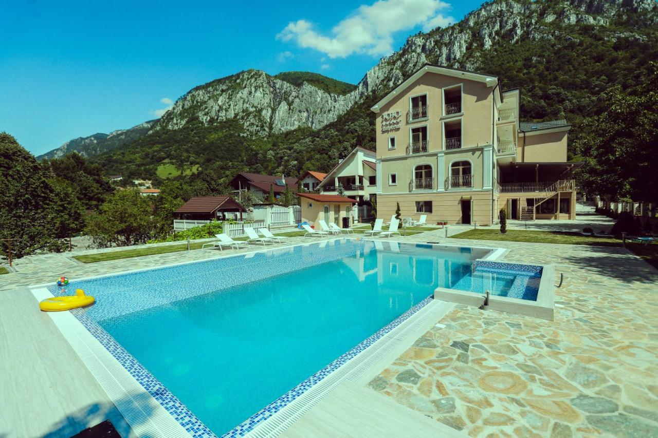 Pensiunea JOJO Imperial Resort&Spa Băile Herculane Exterior foto